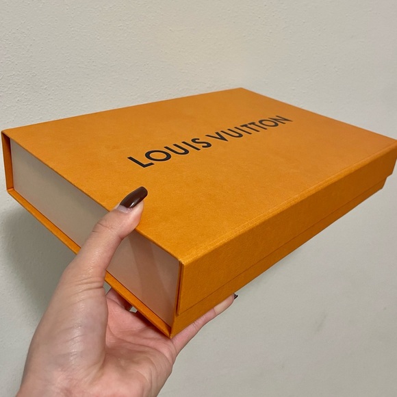 Brand new Louis Vuitton gift boxes! - Picture 3 of 6